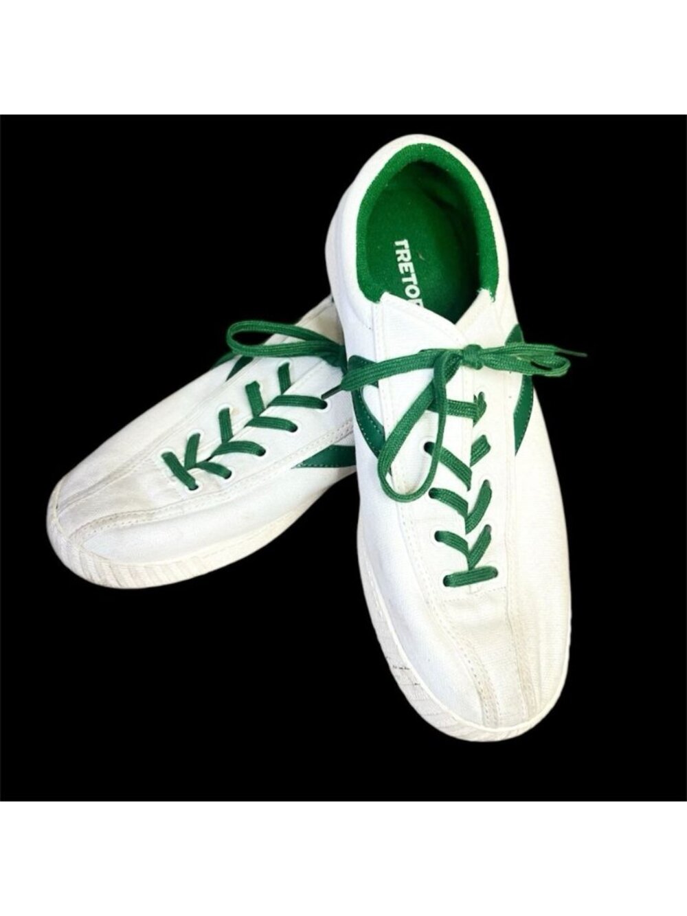 Tretorn Nylite Plus Women's 9 White Canvas Sneakers Green Logo Classic Casual